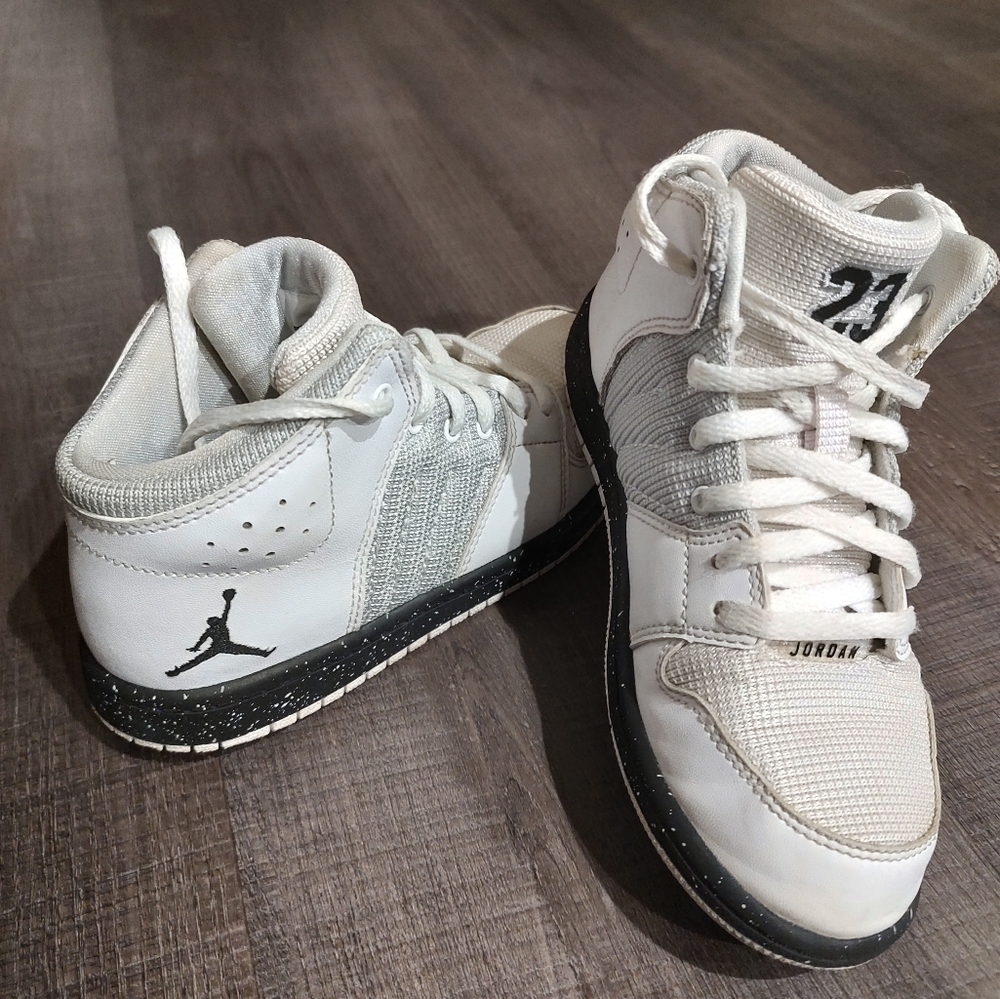 Jordan 1 Flight 4 Premium White Pure Platinum Black Shoes US Shoe Size: 1Y Youth